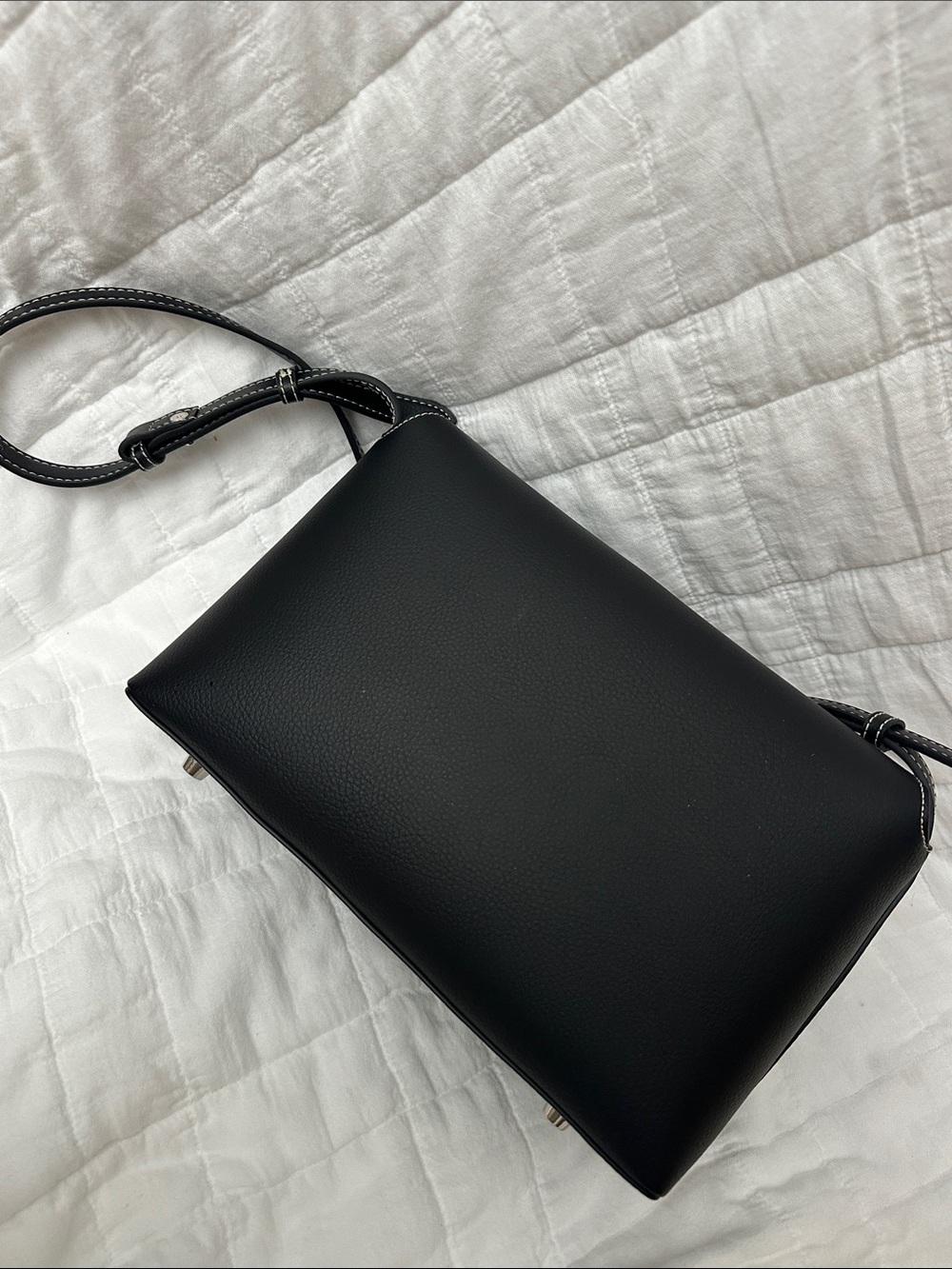 Freya Hudson bag black contrast stitching - Picture 4 of 9